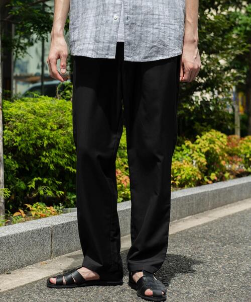 URBAN RESEARCH DOORS(アーバンリサーチドアーズ)の「『速乾/接触冷感/イージーケア』ウールライクイージートラウザー(スラックス・メンズ・ベージュ系その他/グレー/ブラック・SMALL/MEDIUM/LARGE)」の17枚目の写真