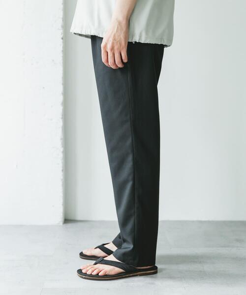 URBAN RESEARCH DOORS(アーバンリサーチドアーズ)の「『速乾/接触冷感/イージーケア』ウールライクイージートラウザー(スラックス・メンズ・ベージュ系その他/グレー/ブラック・SMALL/MEDIUM/LARGE)」の10枚目の写真