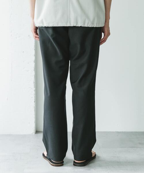 URBAN RESEARCH DOORS(アーバンリサーチドアーズ)の「『速乾/接触冷感/イージーケア』ウールライクイージートラウザー(スラックス・メンズ・ベージュ系その他/グレー/ブラック・SMALL/MEDIUM/LARGE)」の11枚目の写真