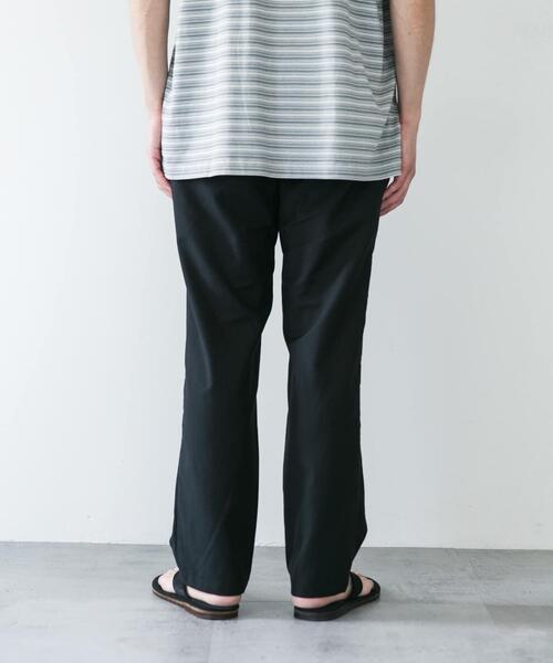 URBAN RESEARCH DOORS(アーバンリサーチドアーズ)の「『速乾/接触冷感/イージーケア』ウールライクイージートラウザー(スラックス・メンズ・ベージュ系その他/グレー/ブラック・SMALL/MEDIUM/LARGE)」の14枚目の写真