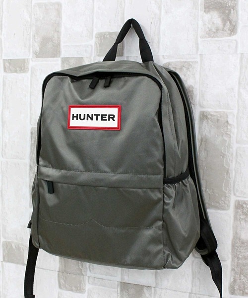 HUNTER(ハンター)の「オリジナルナイロン スモールバックパック リュック Original Nylon Small Backpack 16L(バックパック/リュック・レディース・レッド/ブラック/オリーブ・ONE SIZE)」の17枚目の写真