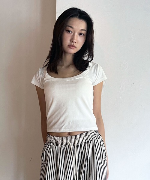 FOLLOWIN（フォロウィン）の「[FLW MADE]ベーシックラウンドネックリブTシャツ（Tシャツ/カットソー・レディース・イエロー/ピンク/ブラック/ホワイト・FREE）」の2枚目の写真