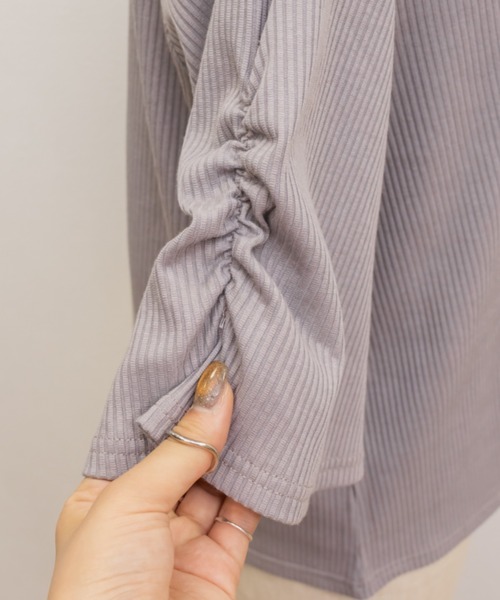CLETTE(クレット)の「フロントボタンキーネックプルオーバー(Tシャツ/カットソー・レディース・ブラック/アイボリー/ラベンダー・3L/4L/LL)」の7枚目の写真