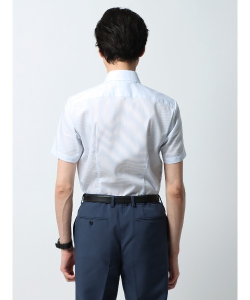 SUIT SQUARE(スーツスクエア)の「半袖ワイシャツ ノンアイロンストレッチ COOL MAX ホリゾンタルカラー ドレスシャツ(ビジネスシャツ・メンズ・ネイビー系/ホワイト系/ブルー系・3L/LL/L/M/S)」の20枚目の写真