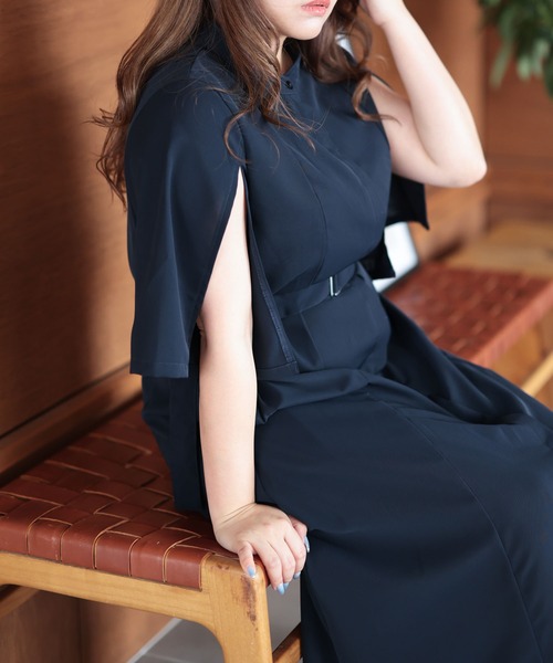 Ruwan yu(ルワンユー)の「ケープスリーブベルトワンピース【大きいサイズ対応】(ワンピース・レディース・ネイビー・4L/3L/LL/L)」の8枚目の写真