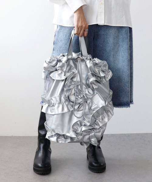 スリーフォータイム Three Four Time サイドフリルプリーツ袖バックリボンブラウス （オフホワイト） Three Four Time（スリーフォータイム）公式オンラインストア | AND ON