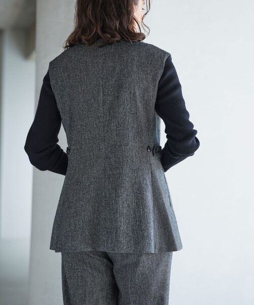 green label relaxing(グリーンレーベルリラクシング)の「メランジツイル ジレ -ウォッシャブル-(ベスト・レディース・ブラック/ベージュ・FREE)」の6枚目の写真