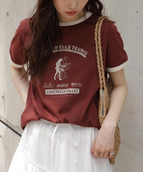 FREE'S MART（フリーズマート）の「レトロスポーツプリントＴシャツ（Tシャツ/カットソー・レディース・ホワイト/ブラウン/ネイビー・FREE）」の2枚目の写真