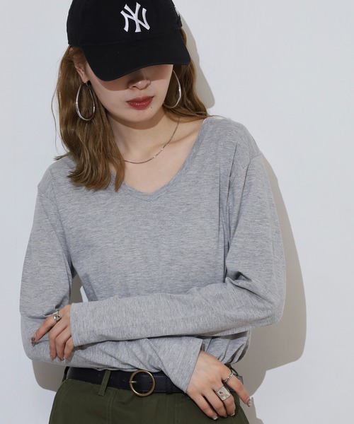 TRUSS(トラス)の「TRUSS スリムフィットVネックロングスリーブTシャツ(Tシャツ/カットソー・レディース・ヘザーグレー/ピンク・S/XL/L/M)」の7枚目の写真