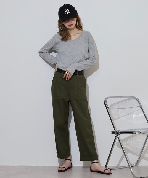 TRUSS(トラス)の「TRUSS スリムフィットVネックロングスリーブTシャツ(Tシャツ/カットソー・レディース・ヘザーグレー/ピンク・S/XL/L/M)」の10枚目の写真
