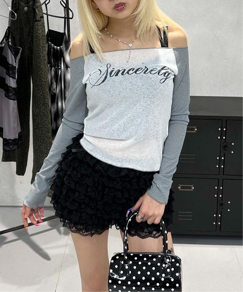 sedacle girl(セダクルガール)の「スラブシアーオフショルロンT(Tシャツ/カットソー・レディース・ブラック/グレー・SMALL/MEDIUM)」の1枚目の写真