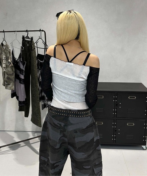 sedacle girl(セダクルガール)の「スラブシアーオフショルロンT(Tシャツ/カットソー・レディース・ブラック/グレー・SMALL/MEDIUM)」の7枚目の写真