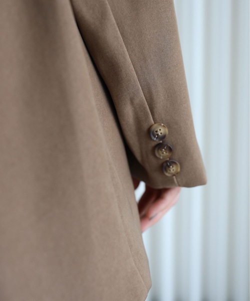 YENNA（イェンナ）の「ドロストテーラードジャケット（テーラードジャケット・レディース・ベージュ/ブラック・FREE）」の8枚目の写真