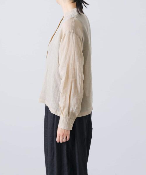 かぐれ（カグレ）の「ラミースタンドカラーショートシャツ（シャツ/ブラウス・レディース・ベージュ/スミクロ・FREE）」の13枚目の写真