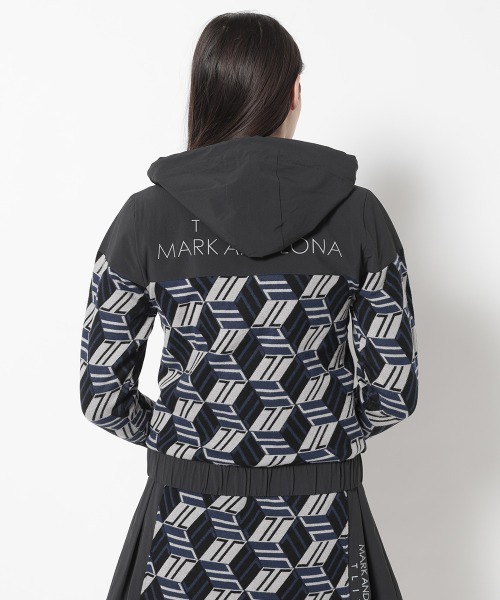 MARK & LONA（マークアンドロナ）の「GeoLine Hybrid Adupt Pullover | WOMEN（その他アウター・レディース・グリーン/ホワイト/ブラック・36）」の12枚目の写真