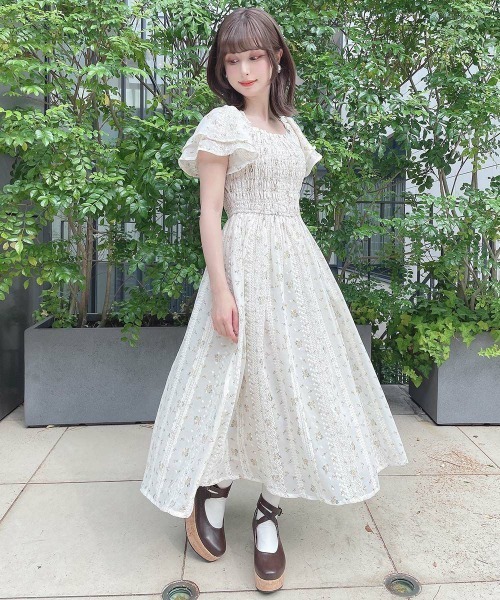 フリル使い小花柄シャーリングワンピース（ワンピース）｜F