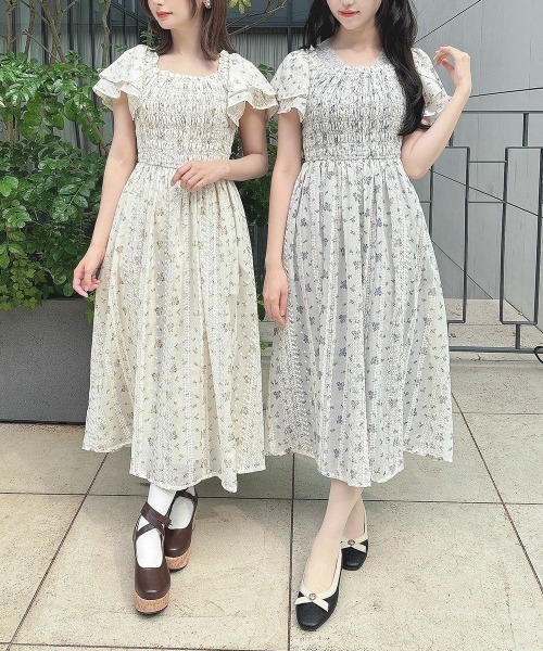 フィント フリル使い小花柄シャーリングワンピース フリル使い小花柄シャーリングワンピース（ワンピース）｜F