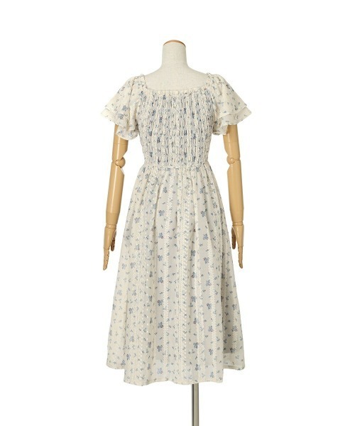 フィント フリル使い小花柄シャーリングワンピース フリル使い小花柄シャーリングワンピース（ワンピース）｜F