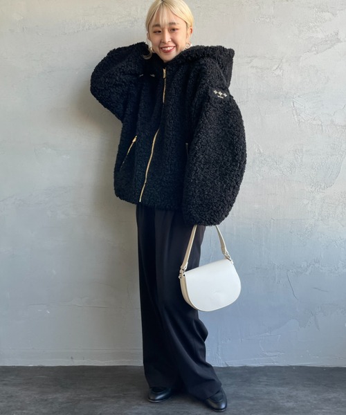 TATRAS/タトラス] IPAMA シープ調 フード付きボアブルゾン