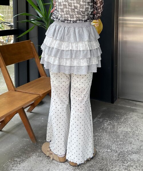 HELLO.SANFRANCISCO(ハローサンフランシスコ)の「【HELLO.SANFRANCISCO/ハローサンフランシスコ】アソート柄フロッキープリントフレアパンツ(その他パンツ・レディース・ブラック/ホワイト/ブラック系その他/ホワイト系その他・MEDIUM/SMALL)」の16枚目の写真