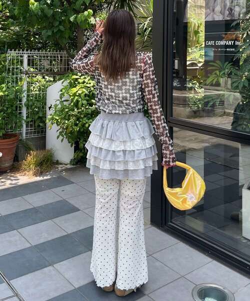 HELLO.SANFRANCISCO(ハローサンフランシスコ)の「【HELLO.SANFRANCISCO/ハローサンフランシスコ】アソート柄フロッキープリントフレアパンツ(その他パンツ・レディース・ブラック/ホワイト/ブラック系その他/ホワイト系その他・MEDIUM/SMALL)」の19枚目の写真