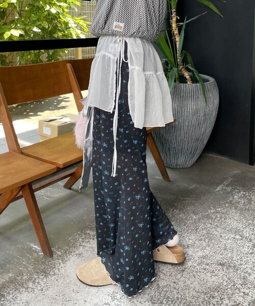 HELLO.SANFRANCISCO(ハローサンフランシスコ)の「【HELLO.SANFRANCISCO/ハローサンフランシスコ】アソート柄フロッキープリントフレアパンツ(その他パンツ・レディース・ブラック/ホワイト/ブラック系その他/ホワイト系その他・MEDIUM/SMALL)」の8枚目の写真