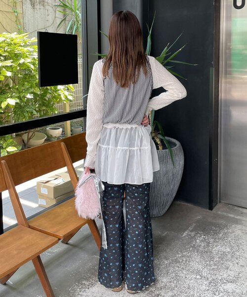 HELLO.SANFRANCISCO(ハローサンフランシスコ)の「【HELLO.SANFRANCISCO/ハローサンフランシスコ】アソート柄フロッキープリントフレアパンツ(その他パンツ・レディース・ブラック/ホワイト/ブラック系その他/ホワイト系その他・MEDIUM/SMALL)」の7枚目の写真