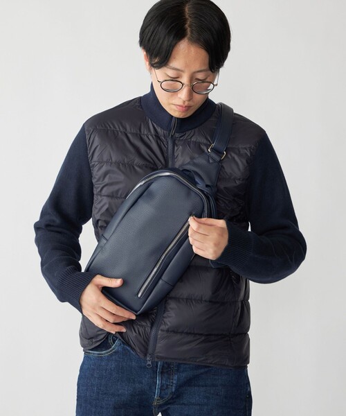 SHIPS（シップス）の「【WEB限定】SHIPS: 合成皮革 ワンショルダー バッグ（ショルダーバッグ・メンズ・キャメル/ネイビー/ブラック・ONE SIZE）」の10枚目の写真