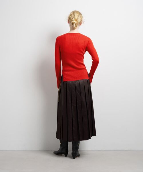 LANVIN en Bleu（ランバンオンブルー）の「カラーポイントクルーネックリブニット（ニット/セーター・レディース・オフホワイト/チャコールグレー/レッド・38）」の6枚目の写真