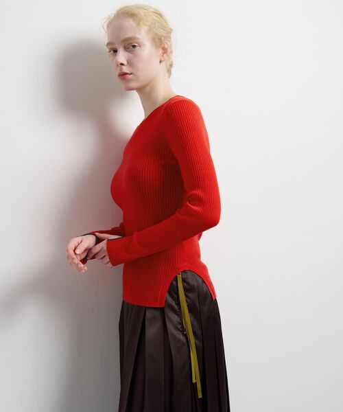 LANVIN en Bleu（ランバンオンブルー）の「カラーポイントクルーネックリブニット（ニット/セーター・レディース・オフホワイト/チャコールグレー/レッド・38）」の8枚目の写真