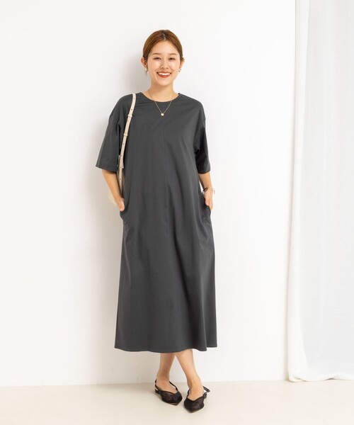 NOLLEY’S(ノーリーズ)の「ウォッシャブルシルケットスムース5分袖ワンピース(ワンピース・レディース・ネイビー/チャコールグレー/ロイヤルブルー・38)」の10枚目の写真