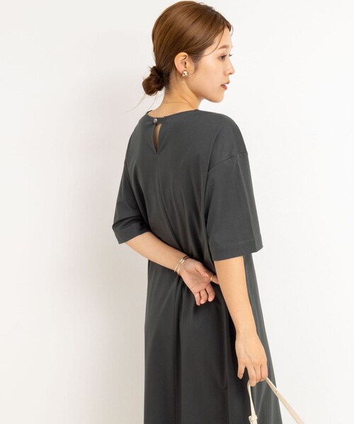 NOLLEY’S(ノーリーズ)の「ウォッシャブルシルケットスムース5分袖ワンピース(ワンピース・レディース・ネイビー/チャコールグレー/ロイヤルブルー・38)」の13枚目の写真