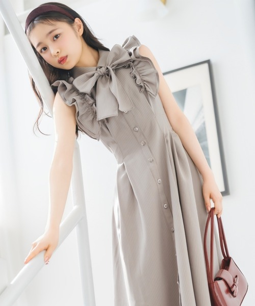 WILLSELECTION(ウィルセレクション)の「フリルスリーブリボンタイシャツワンピース(ワンピース・レディース・ブラウン/ネイビー/ホワイト/ピンク系/ピンク/ブラック系その他/モカ・FREE)」の5枚目の写真