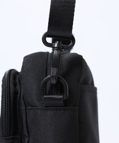 GERRY(ジェリー)の「GERRY 撥水加工 縦型 ショルダーバッグ スクエアショルダー 男女兼用(ショルダーバッグ・メンズ・ブラック/ホワイト・FREE)」の10枚目の写真