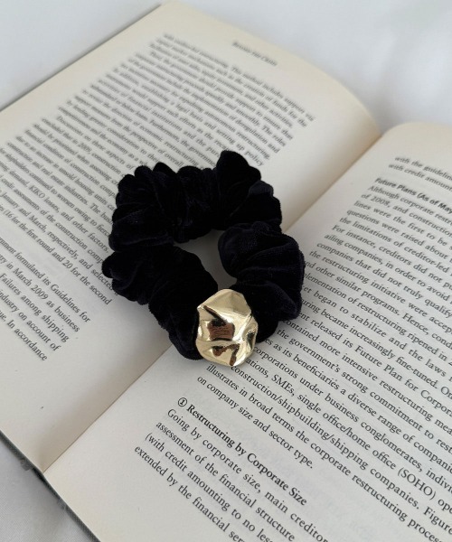 CEMONEMO（セモネモ）の「ゴールド モチーフ ベロア シュシュ（シュシュ・レディース・その他1/その他2/その他3・FREE）」の20枚目の写真