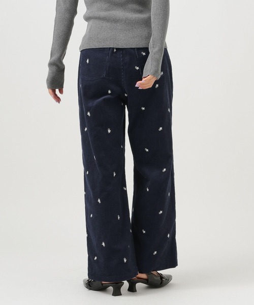 BAYFLOW（ベイフロー）の「[トレンドライク]刺繍コーデュロイパンツ（その他パンツ・レディース・ネイビー/ブラウン・SMALL/MEDIUM）」の6枚目の写真