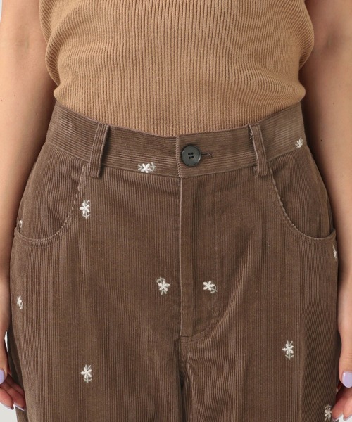 BAYFLOW（ベイフロー）の「[トレンドライク]刺繍コーデュロイパンツ（その他パンツ・レディース・ネイビー/ブラウン・SMALL/MEDIUM）」の13枚目の写真