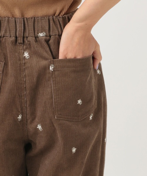 BAYFLOW（ベイフロー）の「[トレンドライク]刺繍コーデュロイパンツ（その他パンツ・レディース・ネイビー/ブラウン・SMALL/MEDIUM）」の17枚目の写真