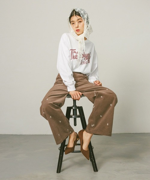 BAYFLOW（ベイフロー）の「[トレンドライク]刺繍コーデュロイパンツ（その他パンツ・レディース・ネイビー/ブラウン・SMALL/MEDIUM）」の20枚目の写真