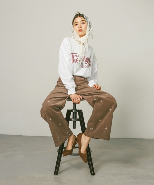 BAYFLOW（ベイフロー）の「[トレンドライク]刺繍コーデュロイパンツ（その他パンツ・レディース・ネイビー/ブラウン・SMALL/MEDIUM）」の7枚目の写真