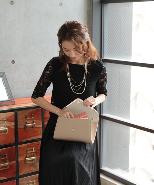 Cupid Heart(キューピッドハート)の「【Cupid Heart】結婚式用!合皮クラッチbag(クラッチバッグ・レディース・ブラック/ベージュ/シルバー・MEDIUM)」の9枚目の写真