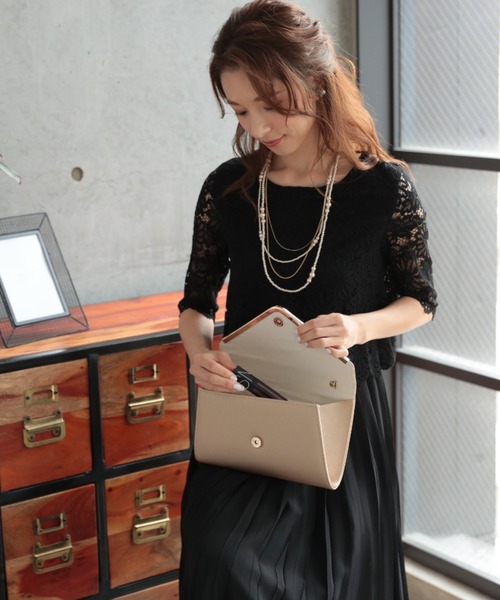 Cupid Heart(キューピッドハート)の「【Cupid Heart】結婚式用!合皮クラッチbag(クラッチバッグ・レディース・ブラック/ベージュ/シルバー・MEDIUM)」の17枚目の写真