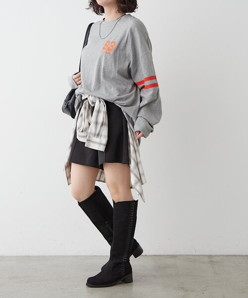 NUNIFE（ユニフィー）の「【NUNIFE】袖ラインナンバリングBIGTシャツ（Tシャツ/カットソー・レディース・オフホワイト/トップグレー/スミクロ・FREE）」の8枚目の写真