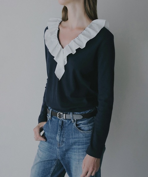 MANOF(マノフ)の「2WAY FRILL NECK CUT TOPS(Tシャツ/カットソー・レディース・アイボリー・F)」の2枚目の写真