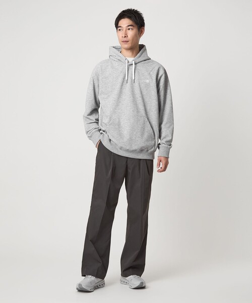 THE NORTH FACE(ザノースフェイス)の「<THE NORTH FACE>スモール ロゴ スウェット フーディ(パーカー・メンズ・ブラック/グレー系・M/XL/L)」の3枚目の写真