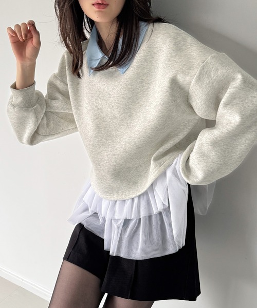 JUNOAH（ジュノア）の「襟付きレイヤード風スウェット＋レイヤード用チュールフリルキャミset（スウェット・レディース・オートミール/ブラック/アイボリー・SMALL/MEDIUM/LARGE）」の17枚目の写真