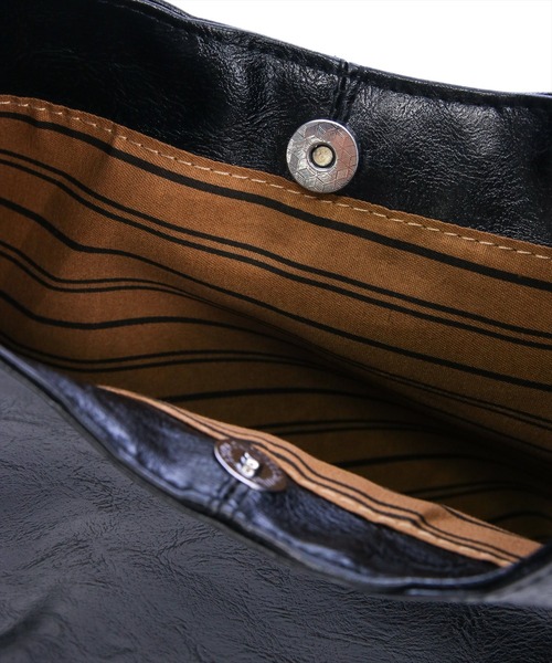 clear（クリア）の「スタッズワンハンドルバッグ［Y2K カジュアル 着回し力抜群］（ハンドバッグ・レディース・ブラウン/ブラック/アイボリー・F）」の11枚目の写真