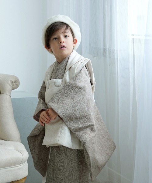 utatane（ウタタネ）の「七五三３歳用被布コートセット 男の子 utatane ジャガードペイズリー（着物・キッズ・アイボリー・85-100cm）」の3枚目の写真