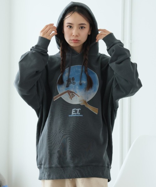 baron(バロン)の「UNIVERSAL ピグメントパーカー(パーカー・レディース・スミクロ/ブラック系その他・M/L/XL)」の4枚目の写真
