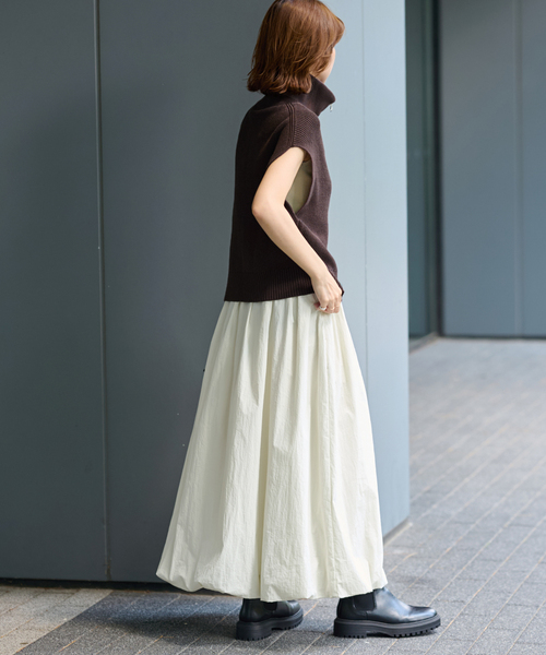 JOURNAL STANDARD relume(ジャーナルスタンダード レリューム)の「ハイネックジップベスト(ベスト・レディース・ネイビー/ブラウン/チャコールグレー・FREE)」の4枚目の写真